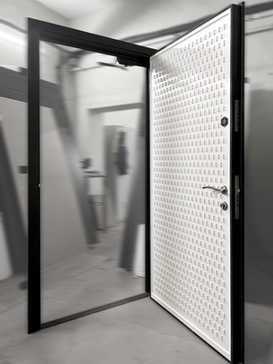 Входная дверь с внутренней 3D МДФ-панелью Входная дверь с внутренней 3D МДФ-панелью